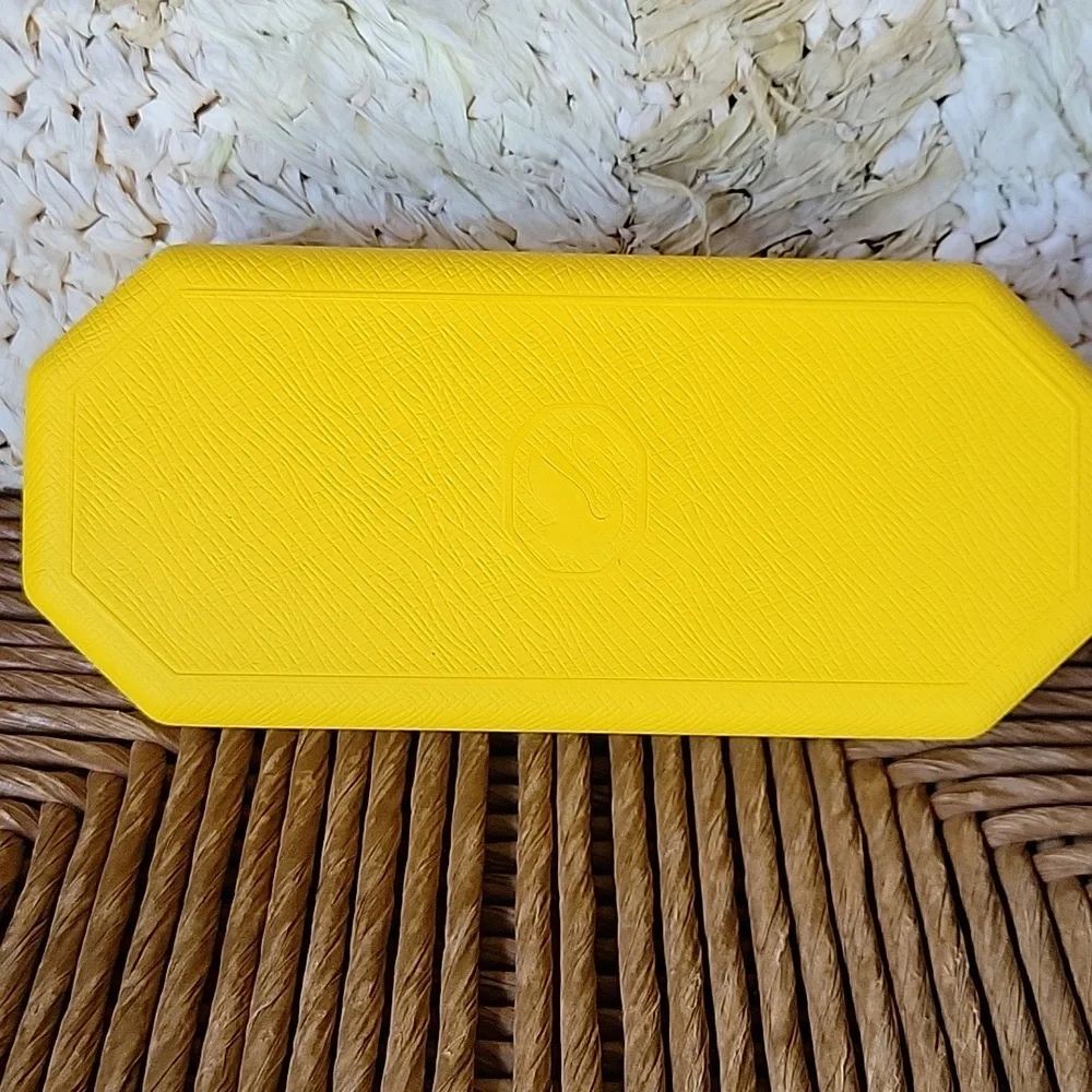 Swarovski yellow, hard, eyeglass/sunglass case